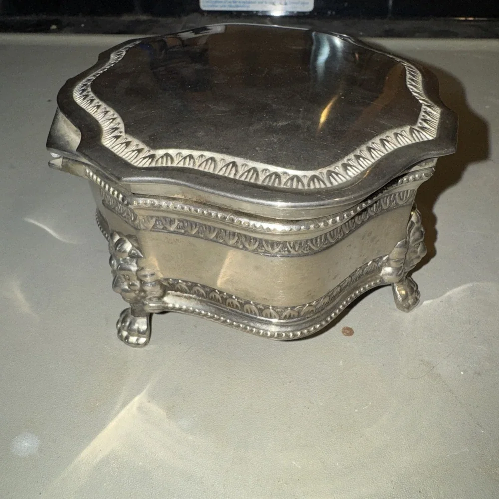 Vtg Sankyo Like Silver Plated Music Jewelry Trinket Box Hinged Footed Victorian